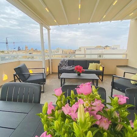 Apartmán The Blue Mill Penthouse With Beautiful Views Naxxar Exteriér fotografie